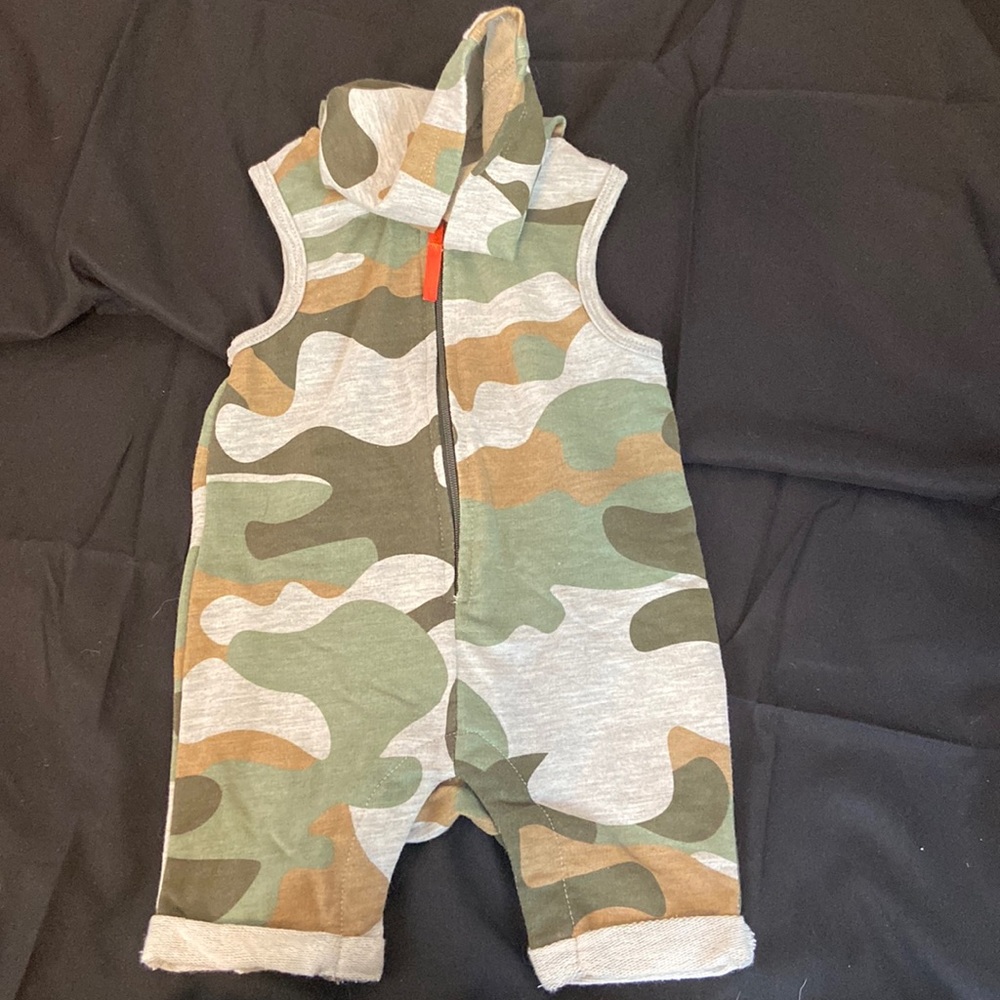 0-3 month camo tank top zip up onesie with hood